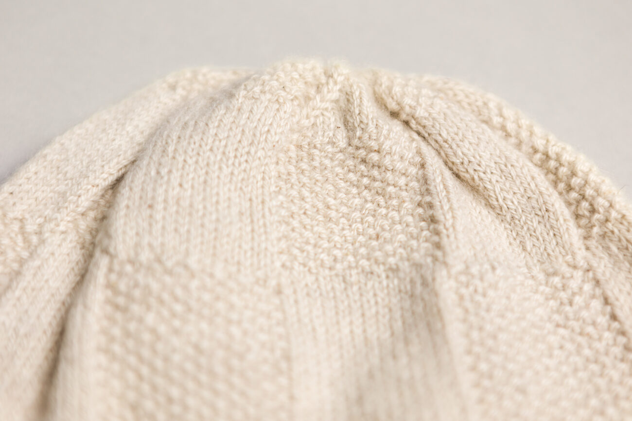 Berretto Terra con filato 100% cashmere Berretto Terra con filato 100% cashmere